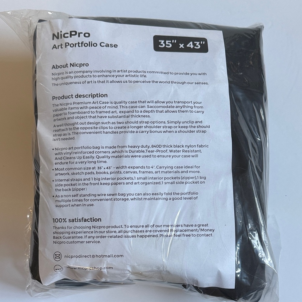 NicPro Black Art Portfolio Case. 35”x43”. NWT